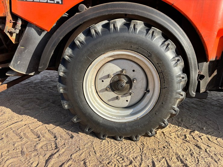 #1018-•-holder-c9.88h-articulated-tractor-with-snow-blower-image-21