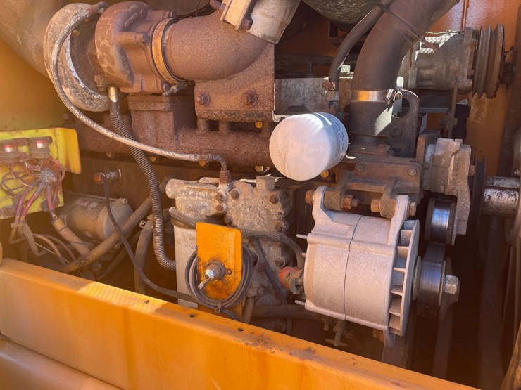#1748-•-2001-case-721c-wheel-loader-image-25