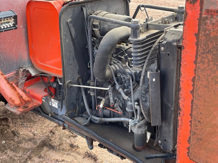 #1019-•-kubota-f2400-4wd-tractor-with-attachments-image-35