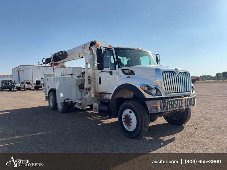 2009-international-workstar-7400-image-2