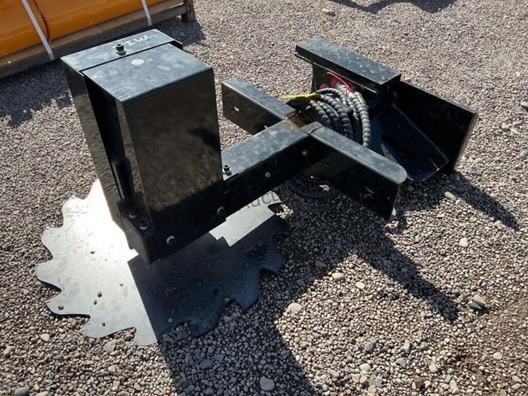 2026-giyi-tree-saw-for-stand-up-skid-steer-image-3