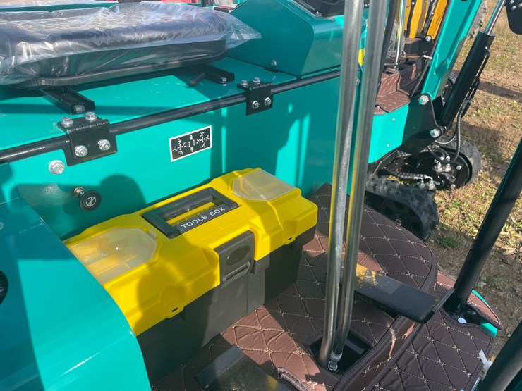 #3230-•-2026-cfg-h16r-mini-excavator-image-16