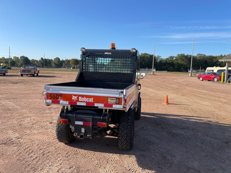 #1067-•-2019-bobcat-toolcat-5600-image-6