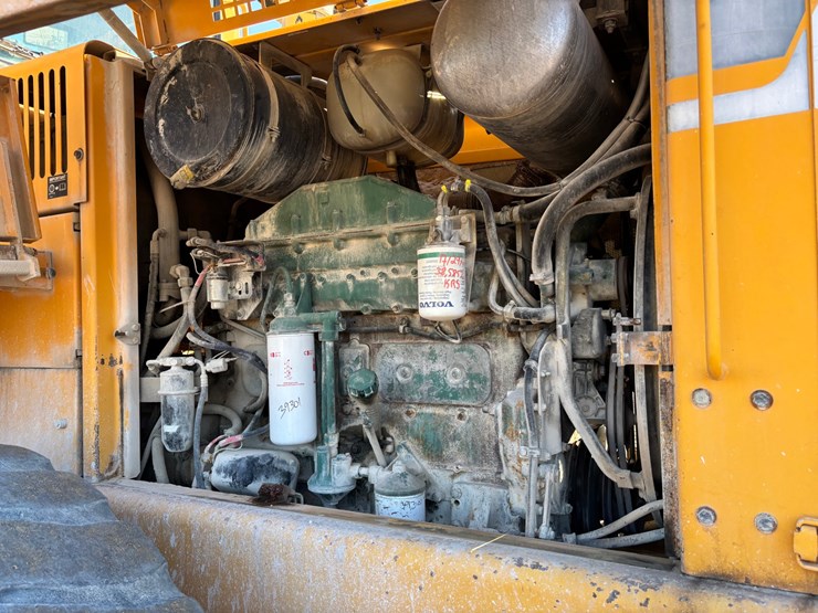 #1884-•-1998-volvo-l120c-wheel-loader-image-18
