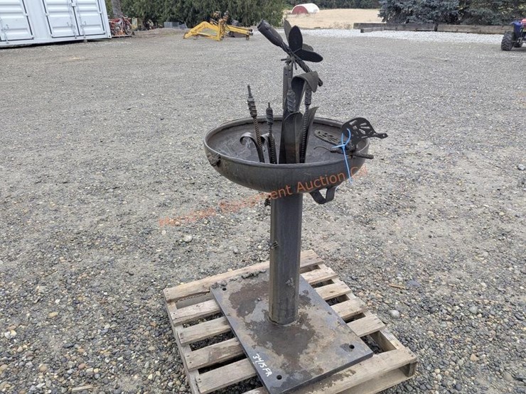 steel-bird-bath-image-3