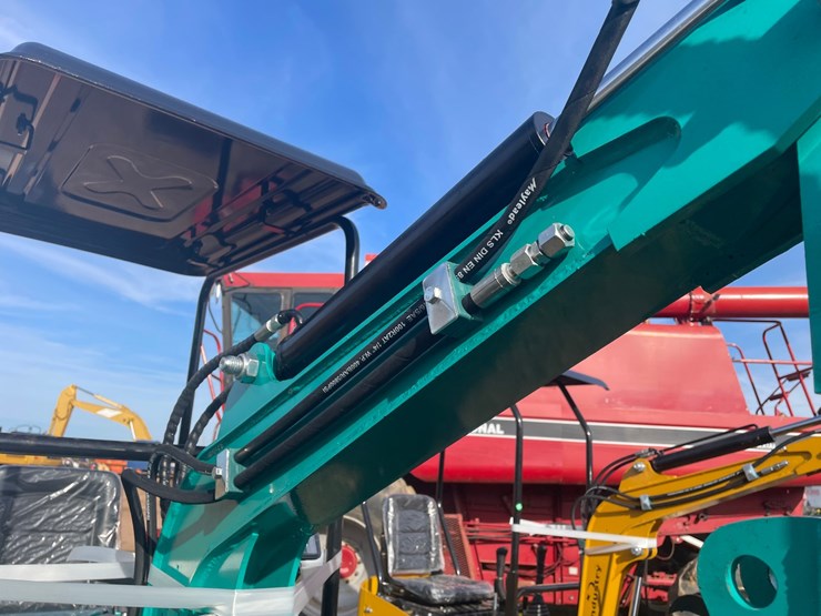 #3232-•-2026-cfg-h16r-mini-excavator-image-12