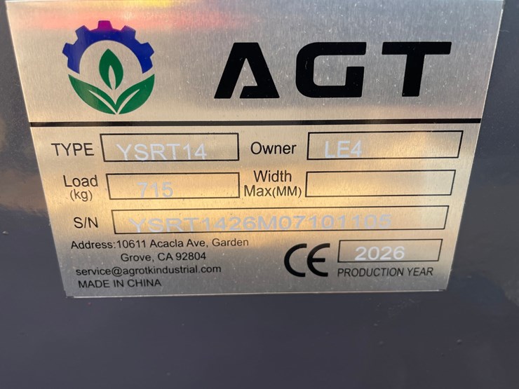 #3240-•-agt-ysrt14-skid-steer-loader-image-11