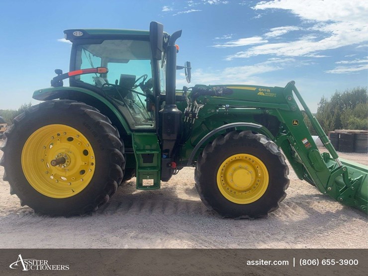 2022-john-deere-r-image-5