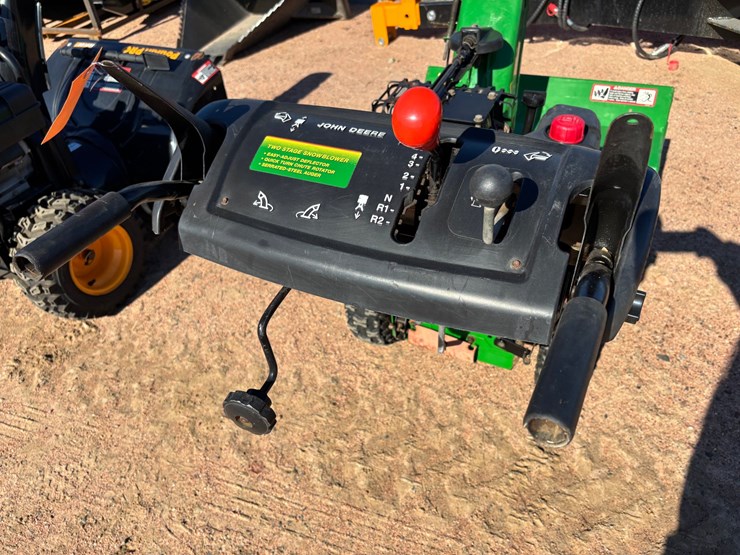 #1869-•-john-deere-1128de-snow-blower-image-5