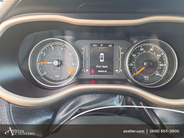 2015-jeep-cherokee-image-15