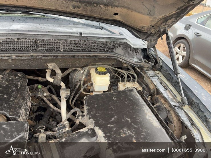 2011-nissan-armada-image-29
