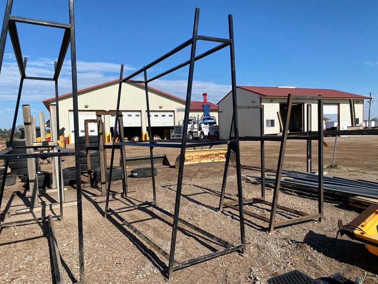 #6952-•-welded-steel-tire-rack-frame-image-1