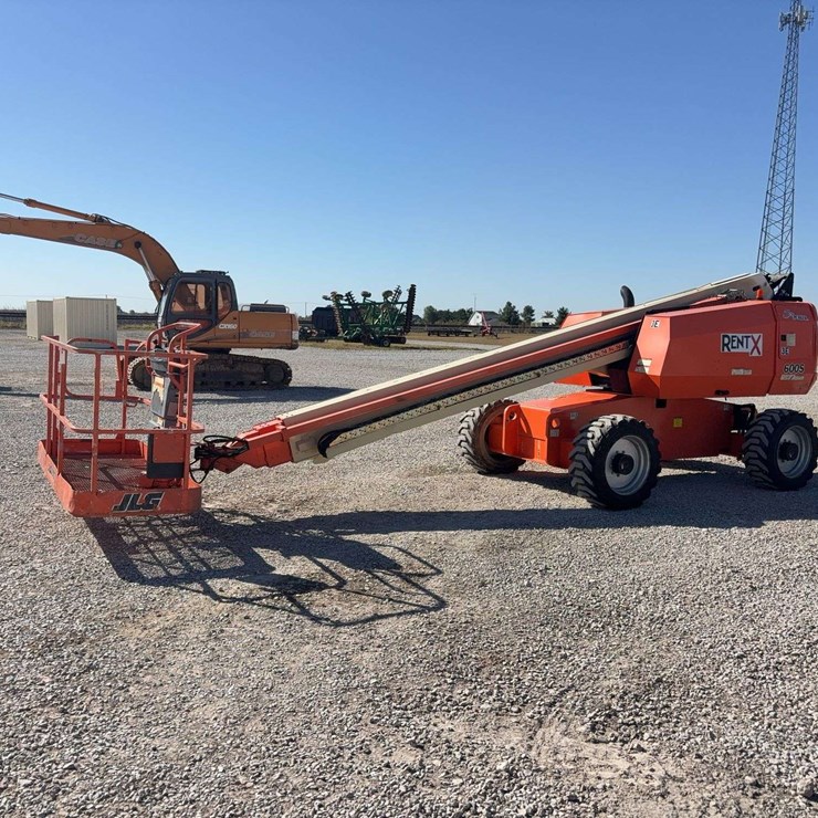 2012 JLG 60’ Manlift Model 600S, 4975 hours, diesel engine, 60’ reach, Solid tires, s/n- 0300158761