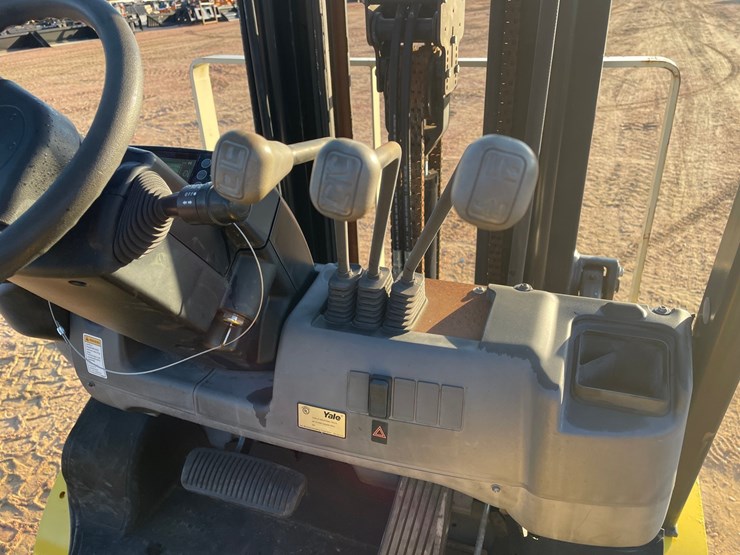 #1881-•-yale-40mx-glp040mx-lp-forklift---low-hours!-image-15