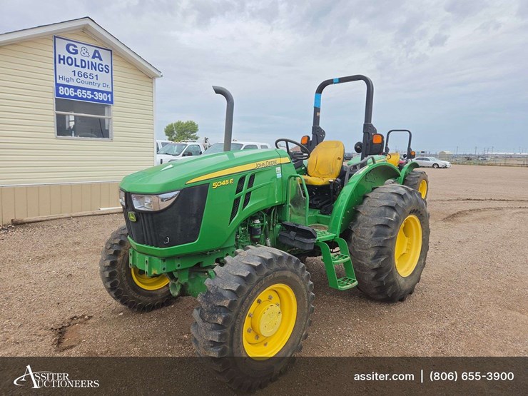 john-deere-5045e-image-1