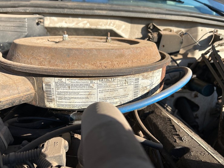 #6933-•-1994-chevrolet-1-ton-dually-service-body-truck-(has-wi-title)-image-18