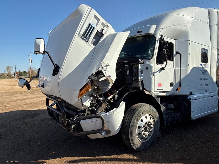 #6907-•-2022-mack-anthem-an64t-sleeper-semi-truck-image-23