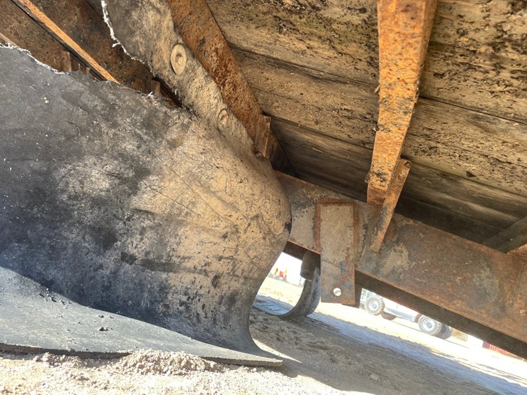 #3764-•-truck-bed-takeoff-image-7
