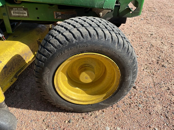 #1010-•-john-deere-gt245-riding-lawn-mower-image-34