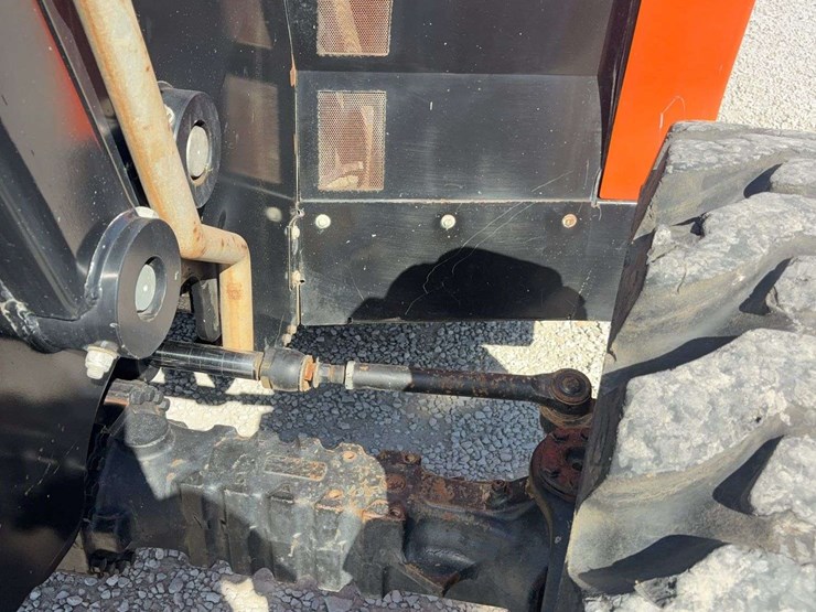 2016-jlg-642-telehandler,-6000lbs,-4,051-hours,-diesel-engine,-42’-reach,-4’-long-forks,-solid-tires,-s/n--0160074179-image-23