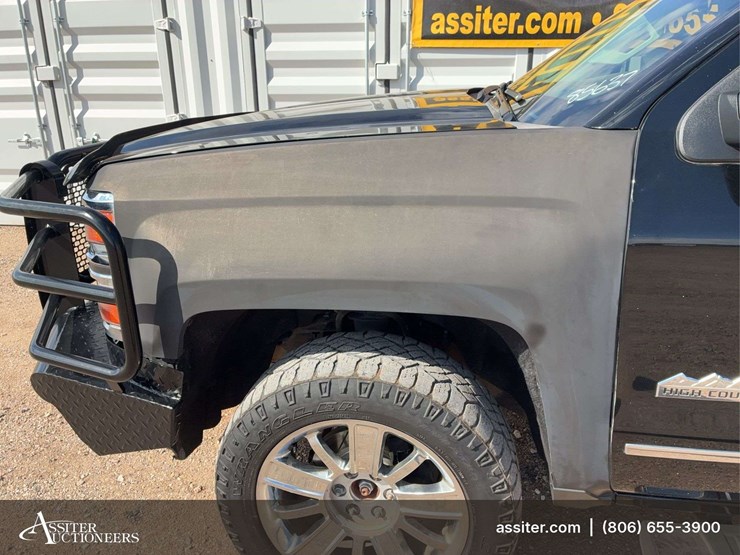2015-chevrolet-silverado-1500-high-country-image-5