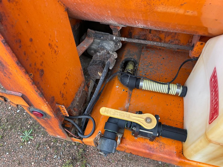 #3729-•-16'-salter-and-sand-box-with-conveyor-bottom-image-24
