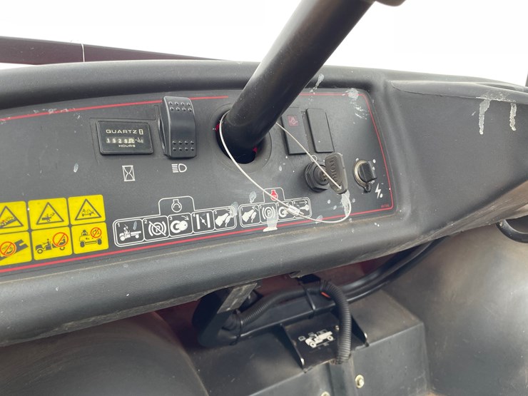 #1031-•-toro-workman-1100-with-dump-box-image-35