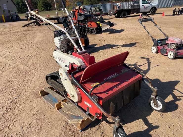 #1024-•-2016-orec-walk-behind-cyclone-flail-mower-image-2