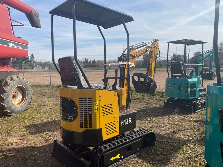 #3234-•-2026-cfg-h13r-mini-excavator-image-3