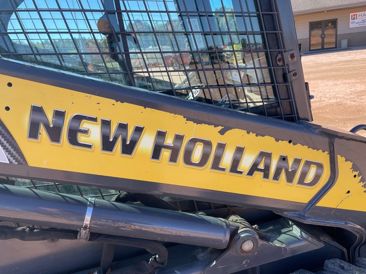 #1959-•-2015-new-holland-l230-skid-steer-image-31