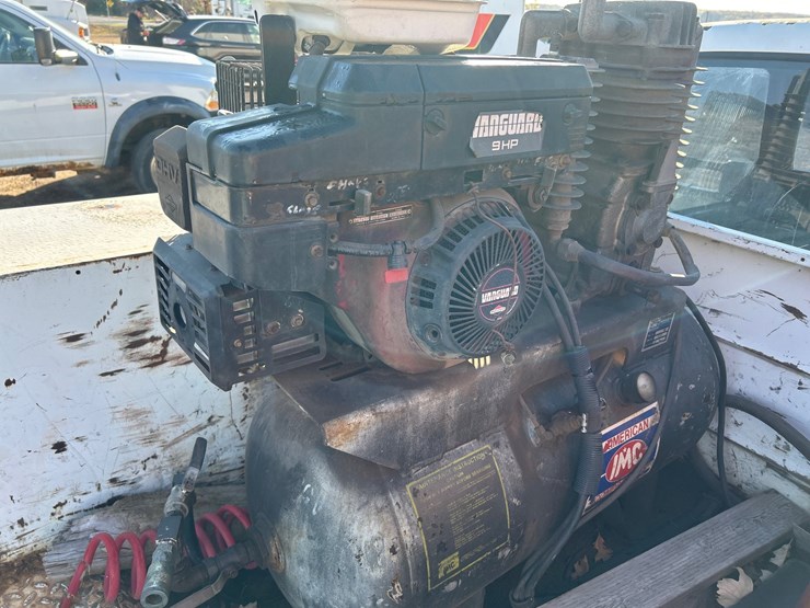 #6933-•-1994-chevrolet-1-ton-dually-service-body-truck-(has-wi-title)-image-11