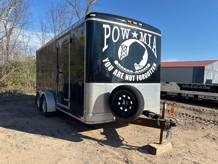 #6918-•-2008-homesteader-enclosed-tandem-axle-cargo-trailer-(wi-title-in-delay)-image-5