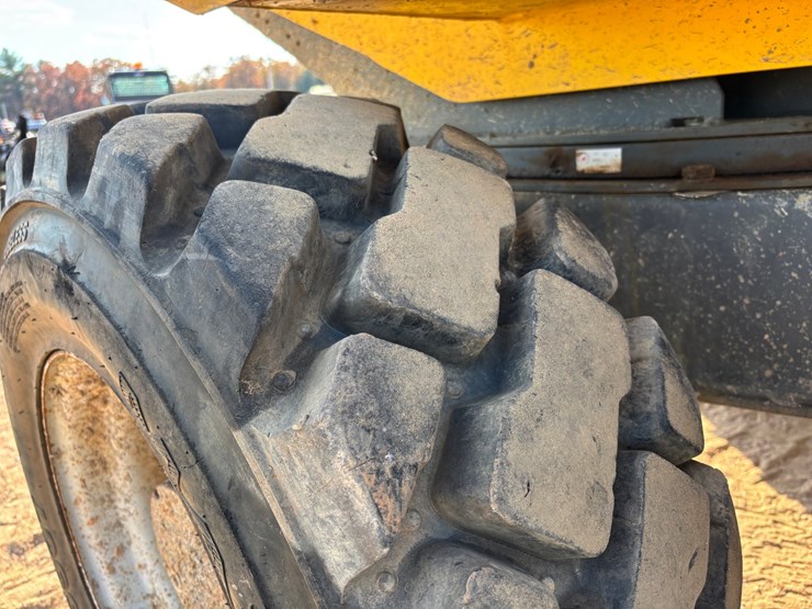 #1920-•-wacker-neuson-wheeled-site-dumper-image-10