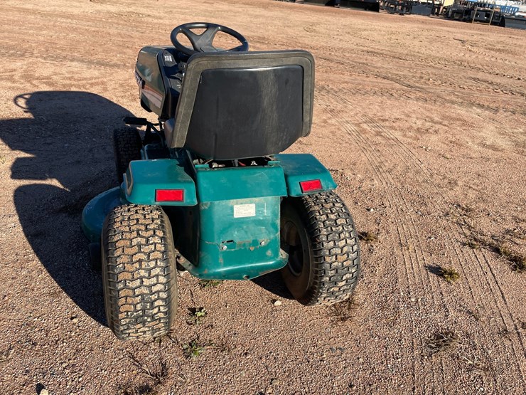 #1012-•-murray-ultra-42"-riding-lawn-mower-image-6
