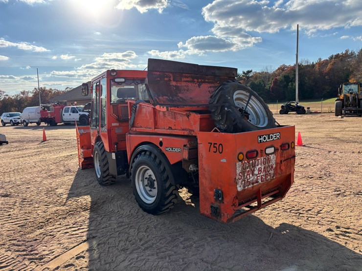 #1018-•-holder-c9.88h-articulated-tractor-with-snow-blower-image-15