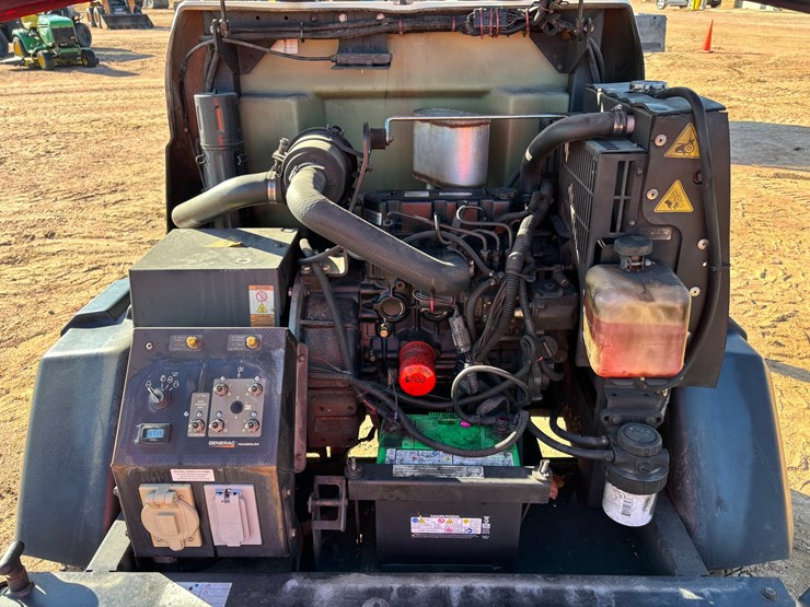 #1890-•-2019-generac-mobile-light-tower-generator-image-11
