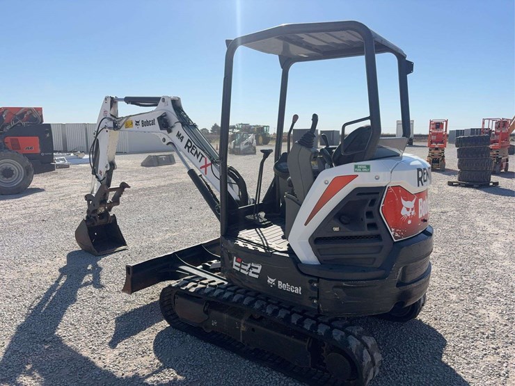 2021-bobcat-e32-tracked-mini-excavator,-2,213-hours-,-diesel,-with-hyd-thumb,-comes-with-20”-smooth-bucket,-s/n--b3y115533-image-12