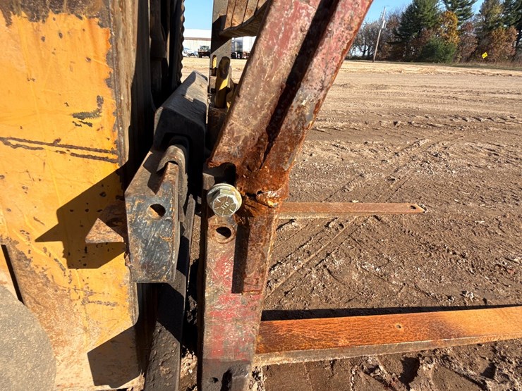#6929-•-komatsu-fg25st-4-5,000-lb.-forklift-image-18