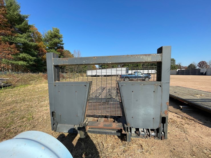 #3795-•-20'-flatbed-truck-box-image-3