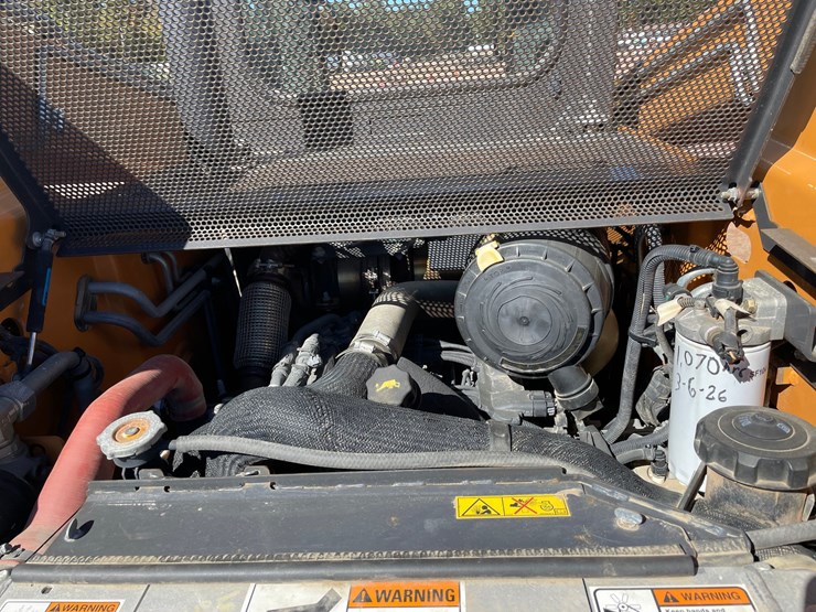 #1958-•-2014-case-sr220-skid-steer-image-23