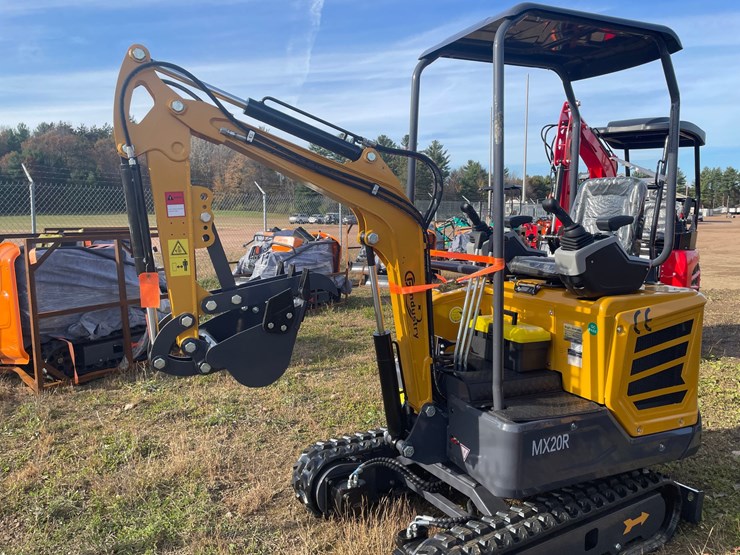 #3223-•-2026-cfg-mx20r-mini-excavator-image-1