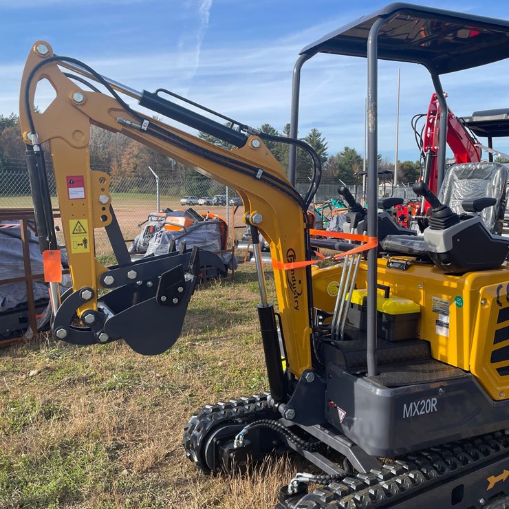 #3223 • 2026 CFG MX20R Mini Excavator