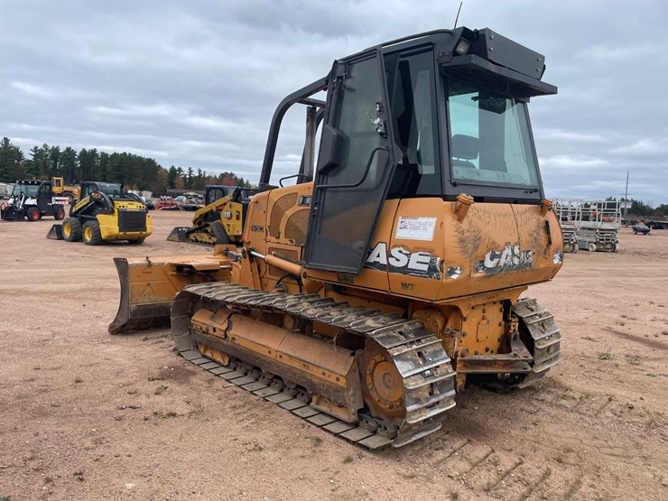 #1851-•-2004-case-650k-dozer-image-6