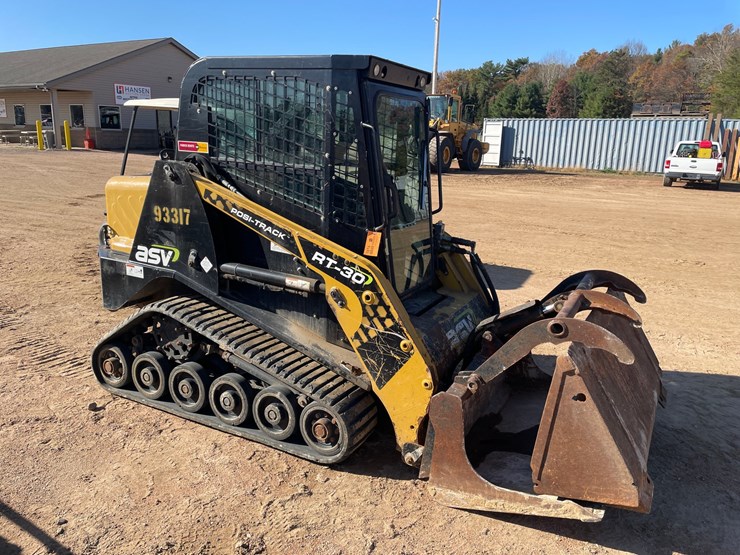 #1874-•-2017-asv-rt-30-tracked-skid-steer-image-1