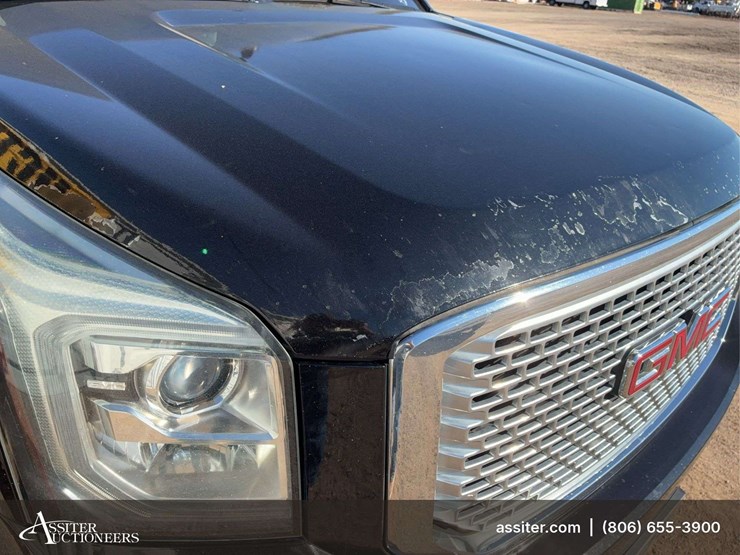2015-gmc-yukon-denali-image-10