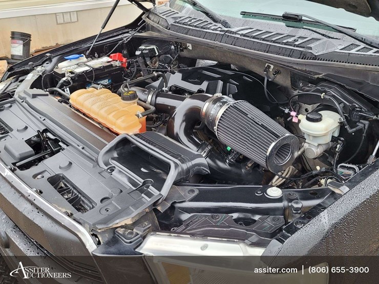 2016-ford-f150-image-16