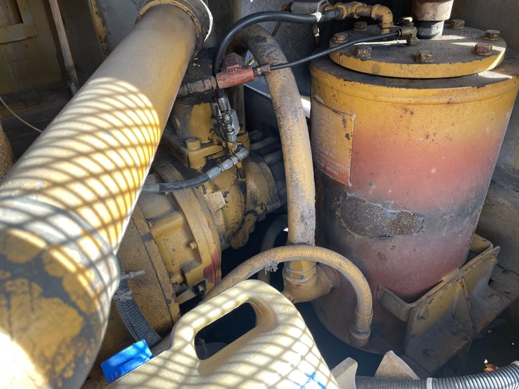#1896-•-sullair-185-towable-air-compressor-image-21