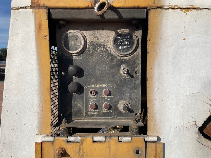 #1896-•-sullair-185-towable-air-compressor-image-15