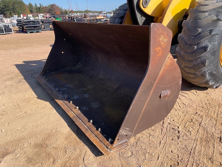 #1871-•-2007-new-holland-w130za-wheel-loader-image-10