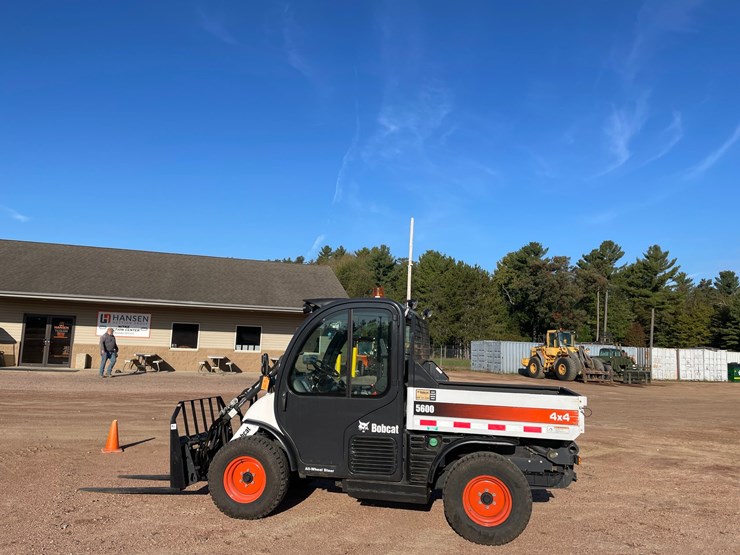 #1850-•-2019-bobcat-toolcat-5600-image-3